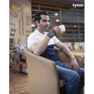 Tynor Wrist Brace with Thumb